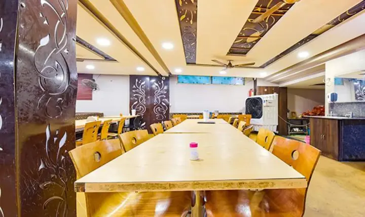 Удджайн: Hotel Raghumani Palace