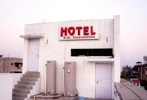 Дханбад: Hotel S G International