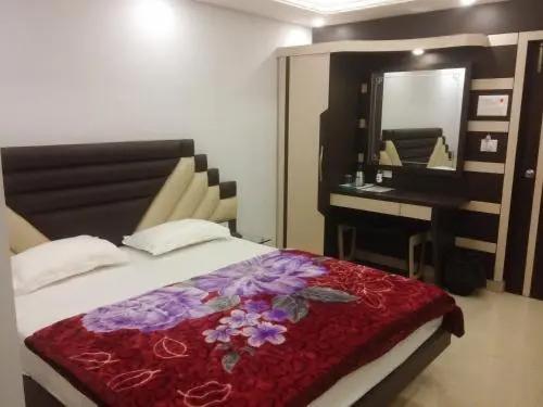 Дханбад: Hotel S G International