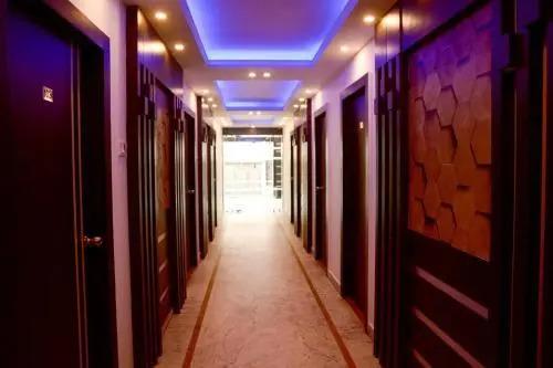 Дханбад: Hotel S G International
