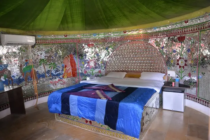 carousel image 3