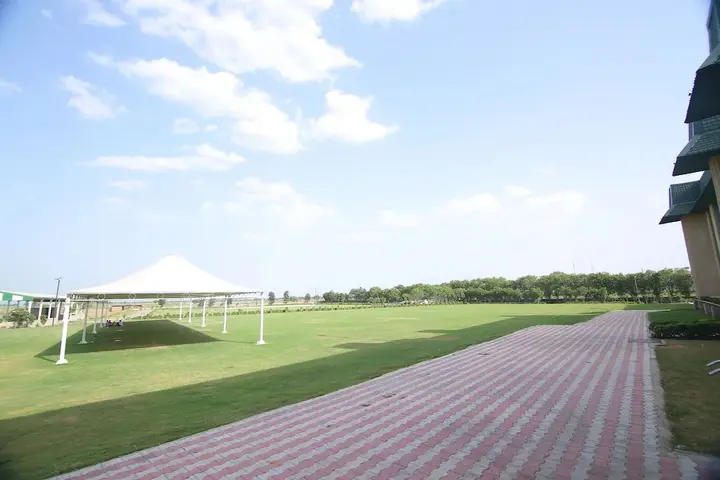Фаридабад: Millennium Resort