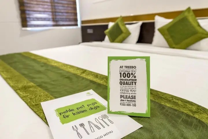 Бангалор: Treebo Raj Premier, Indiranagar