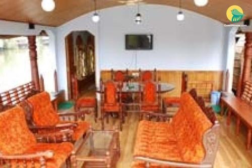 Кумараком: Amrutham Houseboat 2