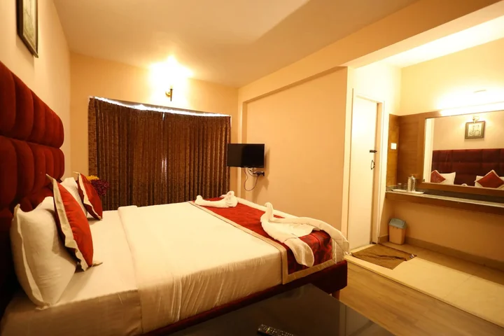 Ути: Hotel Blue Bird