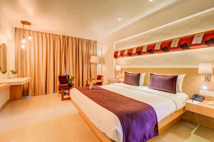 Нашик: The SSK Solitaire Hotel & Banquets