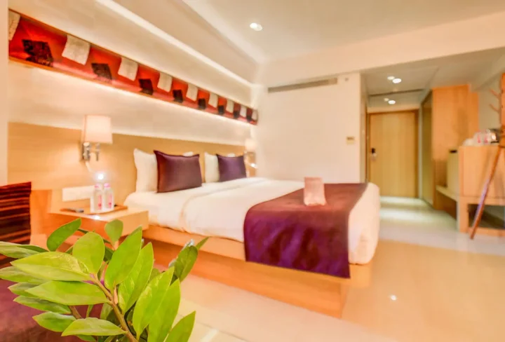 Нашик: The SSK Solitaire Hotel & Banquets