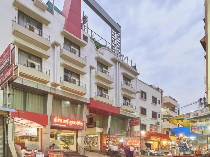 Ширди: Hotel Sai Suraj Palace