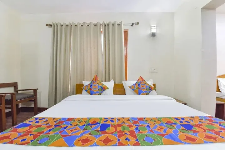 Шринагар: Hotel Legend Residency