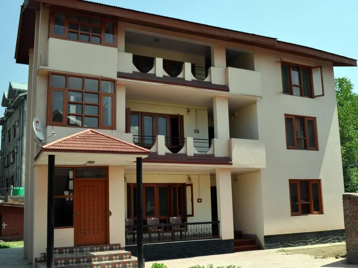 Шринагар: Hotel Legend Residency