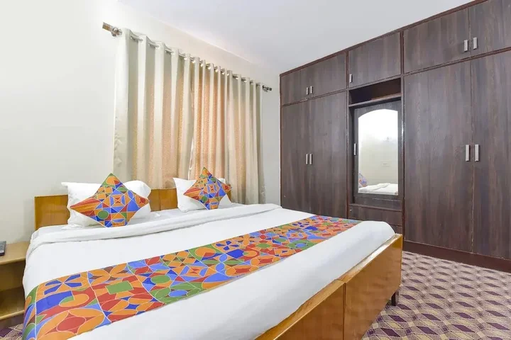 Шринагар: Hotel Legend Residency