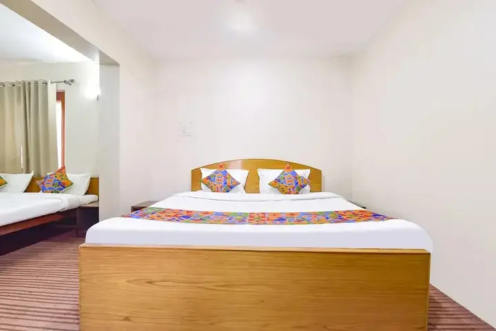 Шринагар: Hotel Legend Residency