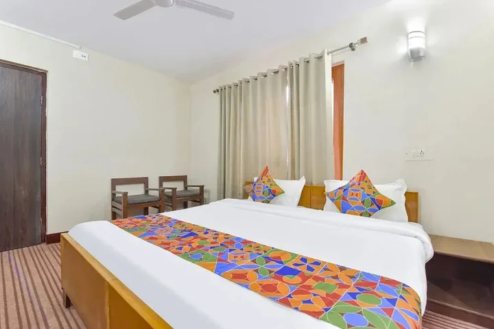 Шринагар: Hotel Legend Residency