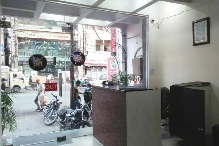 Лакхнау: Hotel Amar Prem