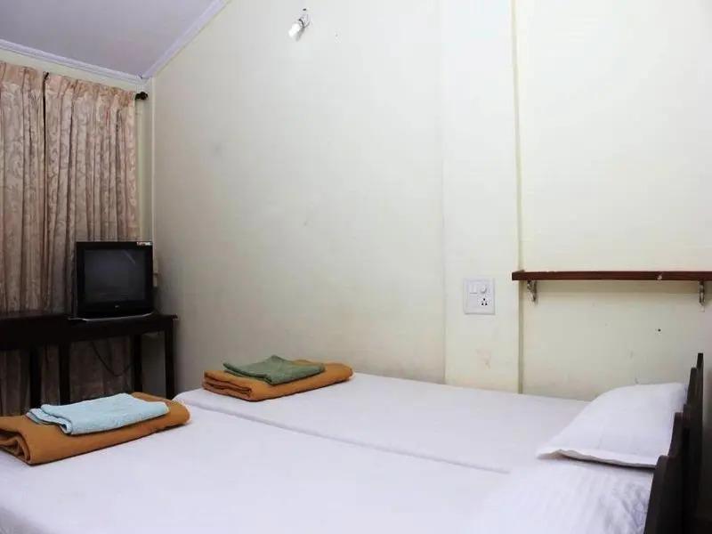 Арпора: OYO 833 Hotel Prince Santosh Holiday Homes