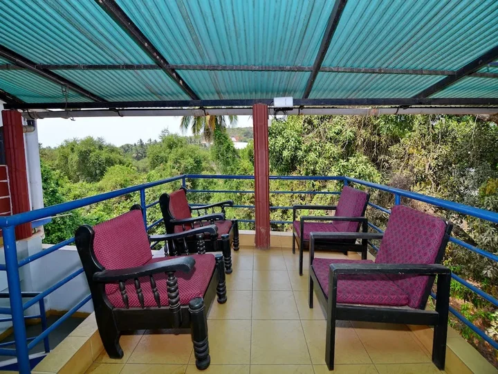 Арпора: OYO 833 Hotel Prince Santosh Holiday Homes
