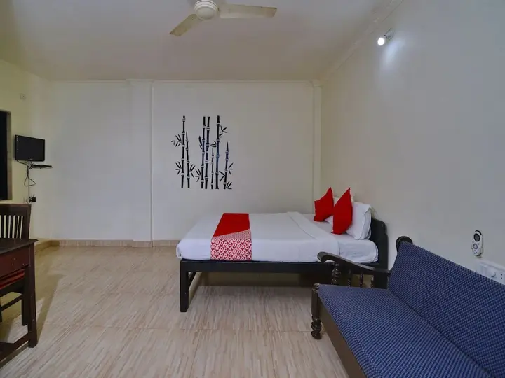 Арпора: OYO 833 Hotel Prince Santosh Holiday Homes