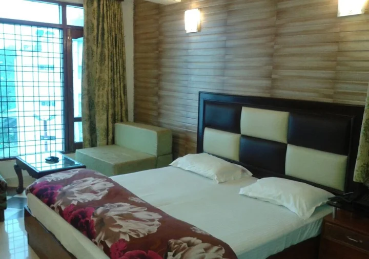 Массури: Hotel Paradise Continental