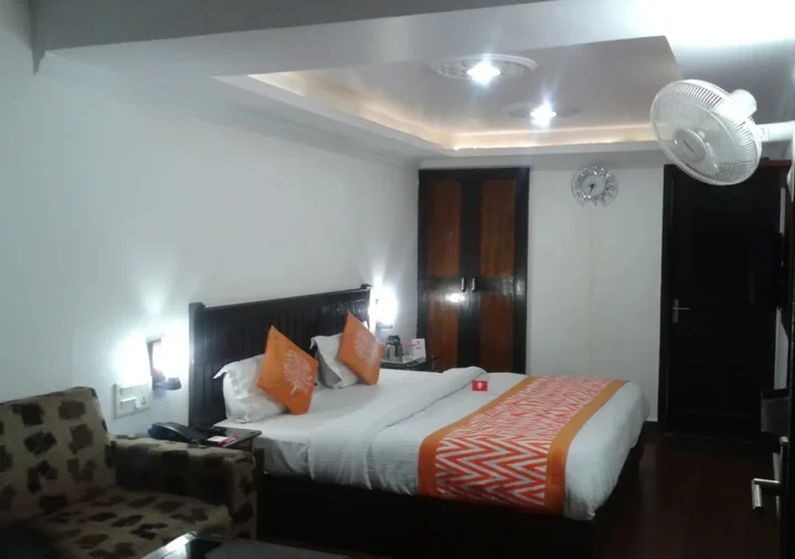 Массури: Hotel Paradise Continental
