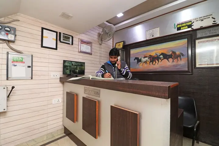 Агра: OYO 24723 Hotel Atul Palace