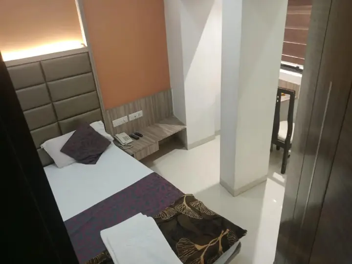 Ахмедабад: Hotel One up