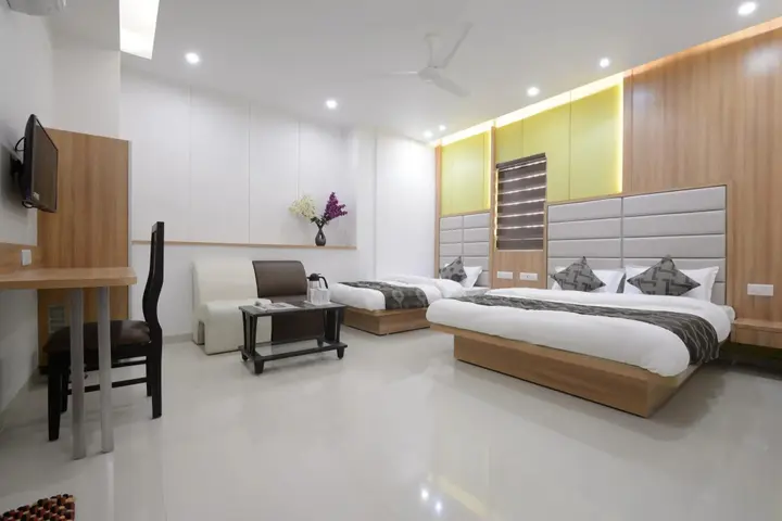 Ахмедабад: Hotel One up