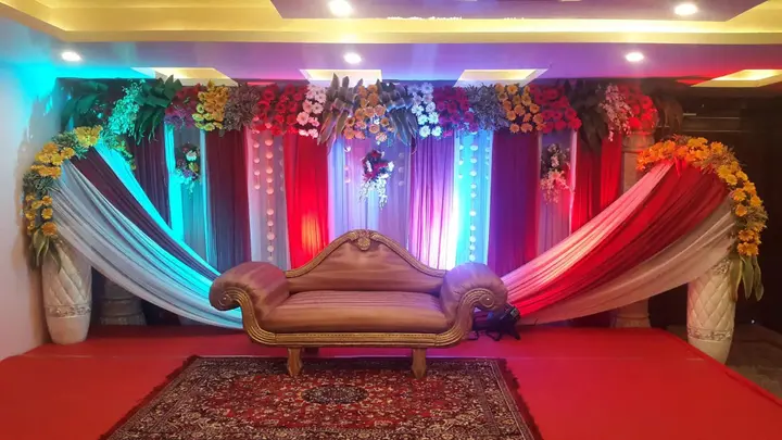 Патна: Hotel Aalcajars Inn