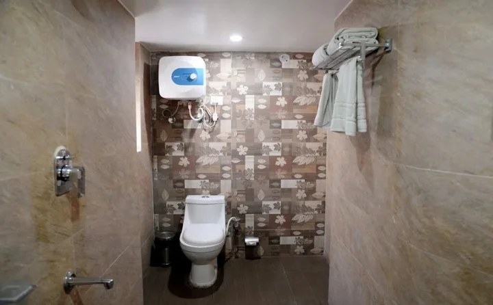 Патна: Hotel Aalcajars Inn