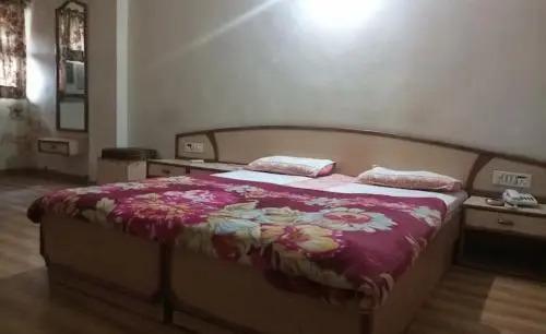 Удджайн: SPOT ON 70774 Hotel Rajshree
