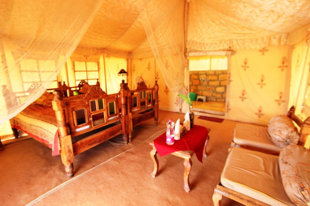 Каной: Sheesh Mahal Desert Camp
