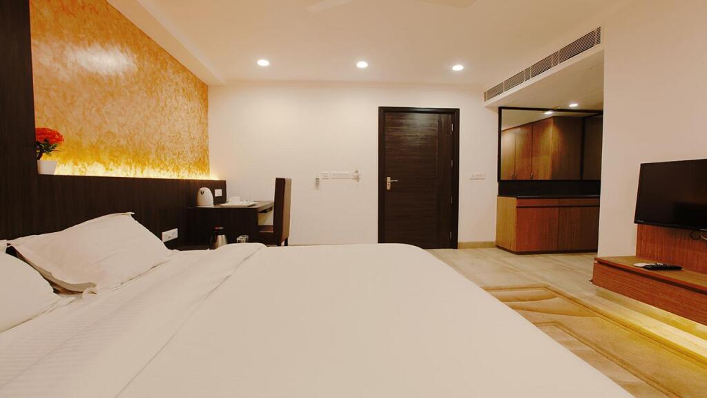 Вриндаван: Hotel Santosh Dham