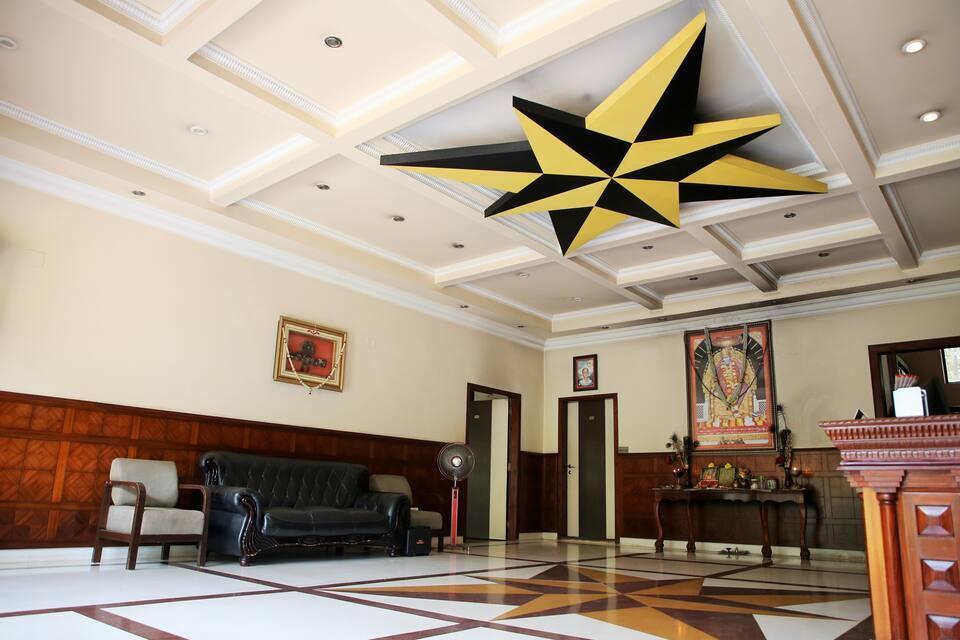Бхубанешвар: B10 International,Bhubaneswar
