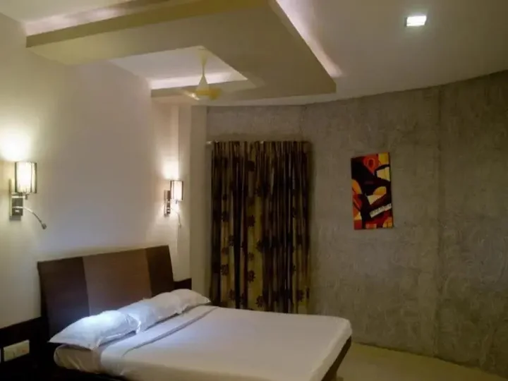 Соманур: Hotel Maniam Classic