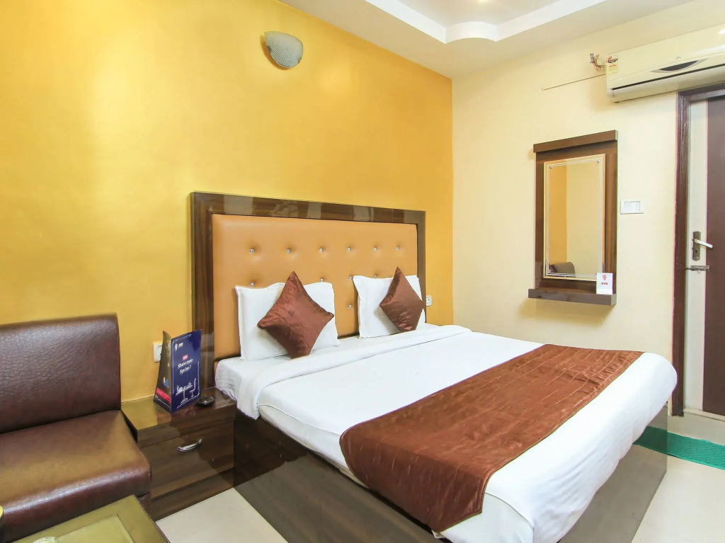 Лакхнау: OYO 2000 Hotel Yash