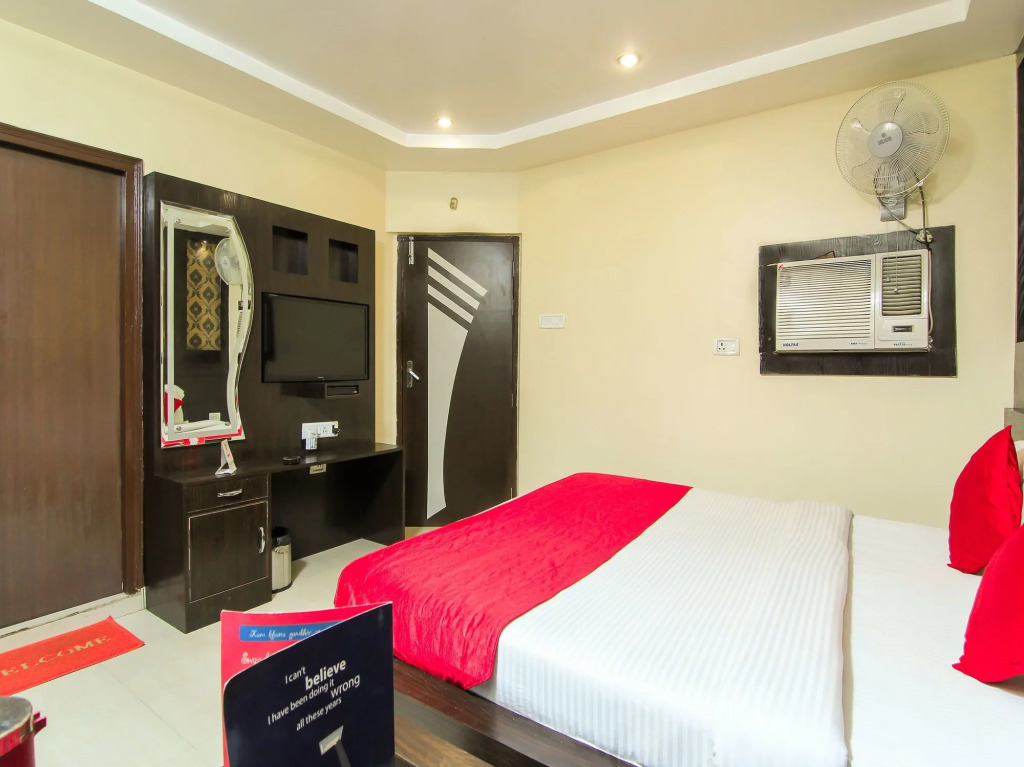 Лакхнау: OYO 2000 Hotel Yash