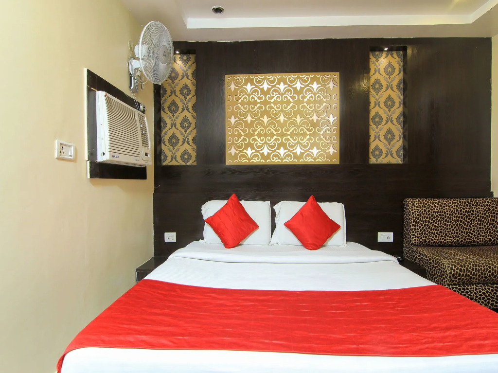 Лакхнау: OYO 2000 Hotel Yash