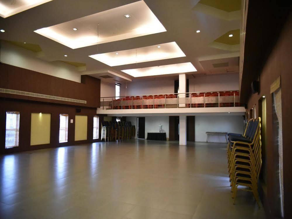Пунди: OYO Rooms Railway Station Kumbakonam