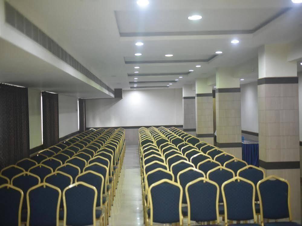 Пунди: OYO Rooms Railway Station Kumbakonam