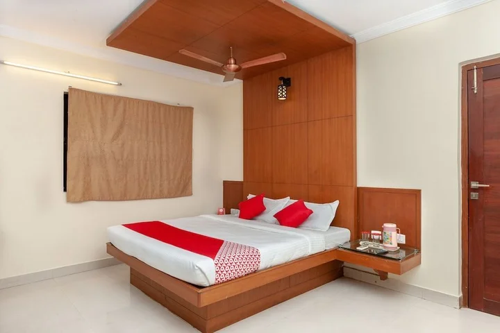 Ченнаи: OYO Rooms Santhome High Road