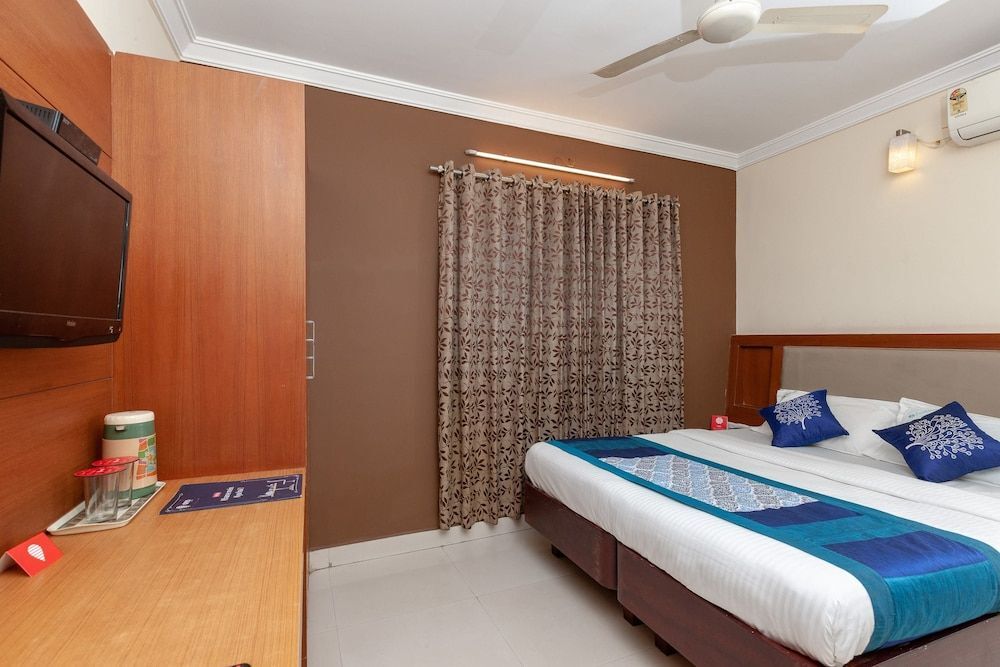 Ченнаи: OYO Rooms Santhome High Road