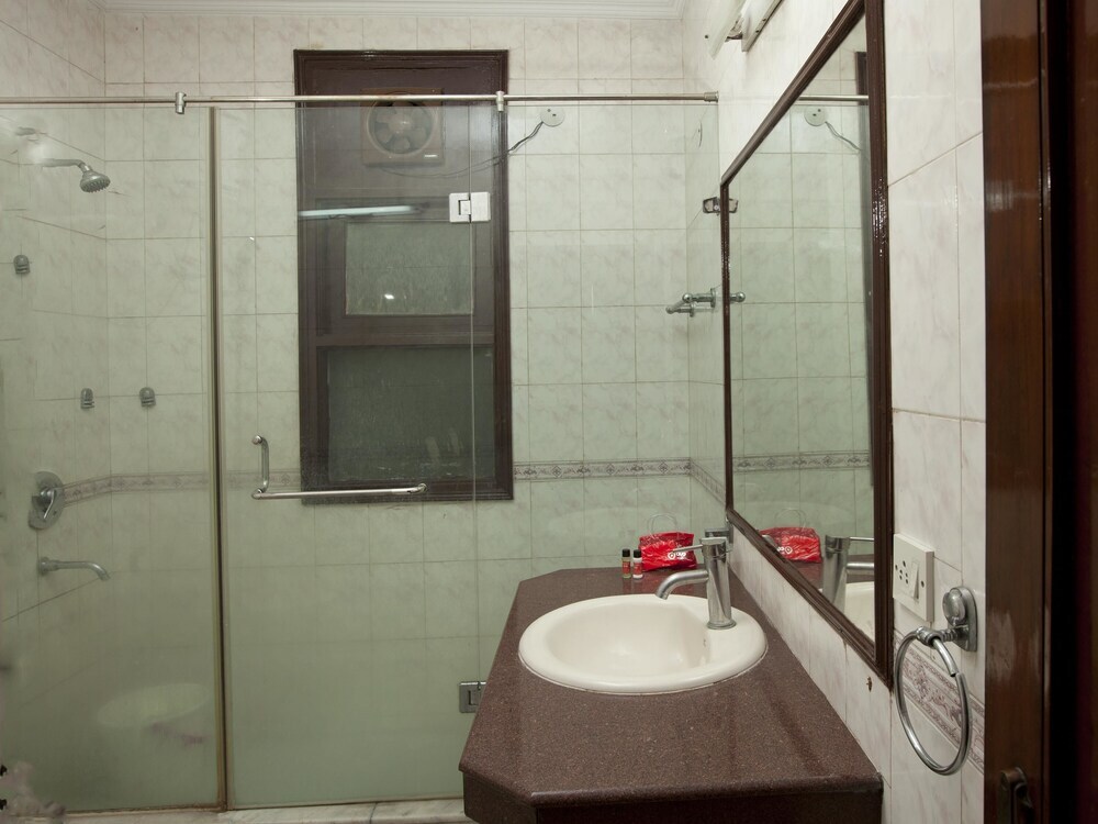 Гуруграм: OYO 2173 Hotel 19 BVM