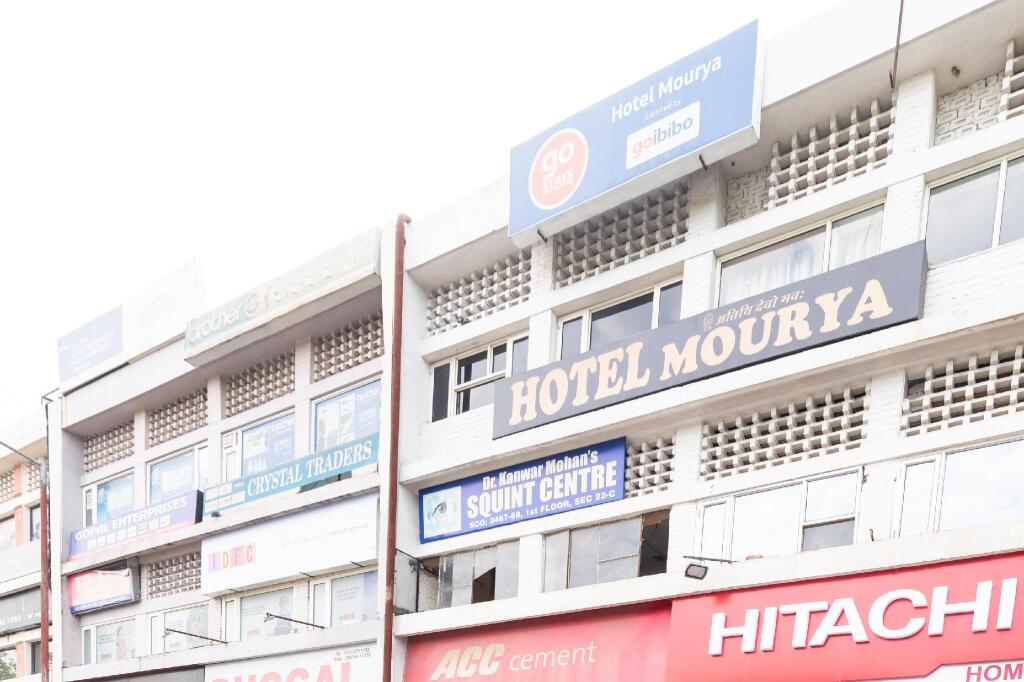 Чандигарх: OYO 555 Hotel Mourya