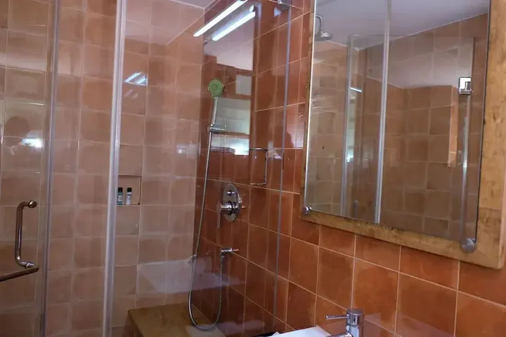 Панаджи: Hotel Gopika International