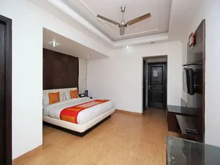 Массури: OYO 1679 Value Hotel
