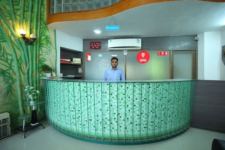 Ахмедабад: OYO 2336 Hotel Shri Krishna Palace