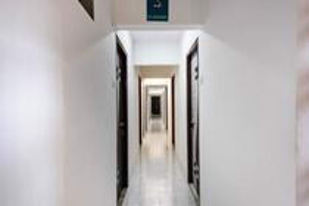 Мумбаи: OYO Rooms Chembur Swastik Chambers