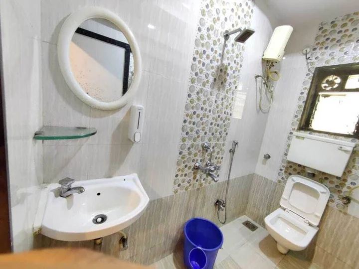 Нави-Мумбай: Hotel Prince International