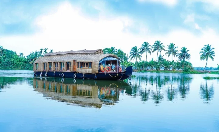 Аллеппи: Backwater Retreat Houseboat