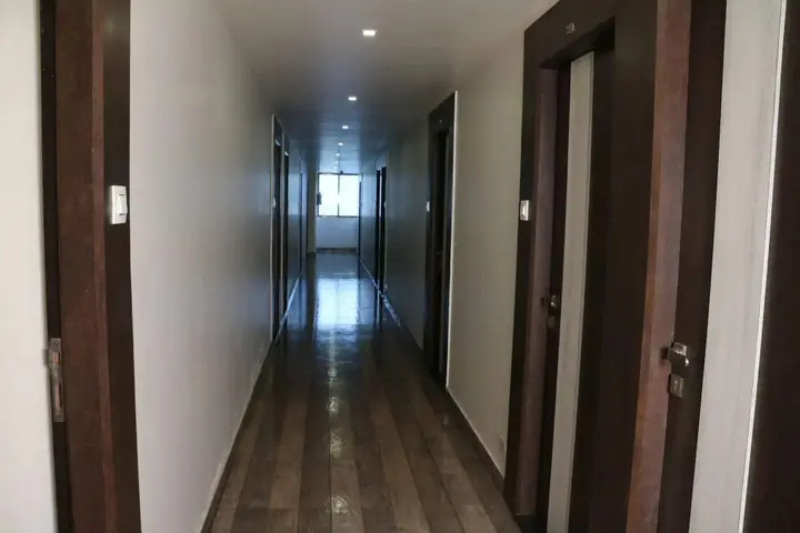 Тхане: Hotel Sai Residency Vasai