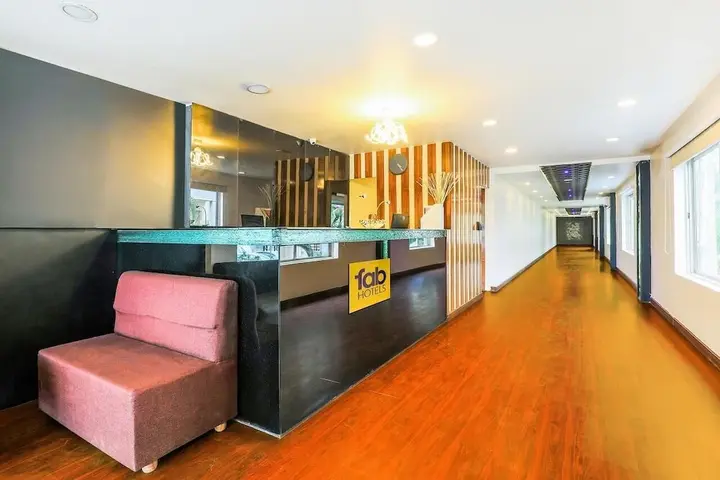 Бангалор: FabHotel Berry's